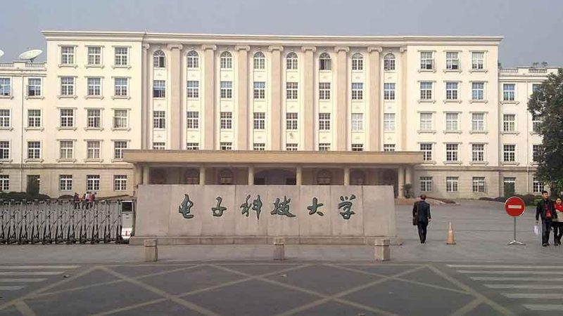 选型误区：功能至上，忽视成本与兼容性